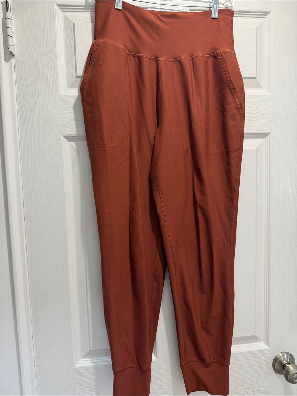 Old Navy High-Waist Spandex Active Jogger Pants in Burnt Rust; women’s medium
